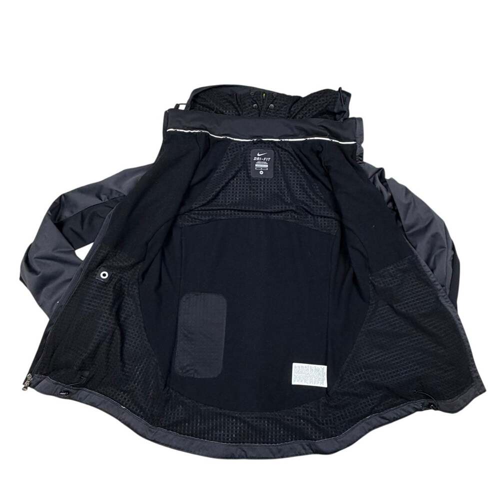 Nike Shield Max Full-Zip Hooded Performance Jacket w/ Reflective Sz M - Picture 5 of 8